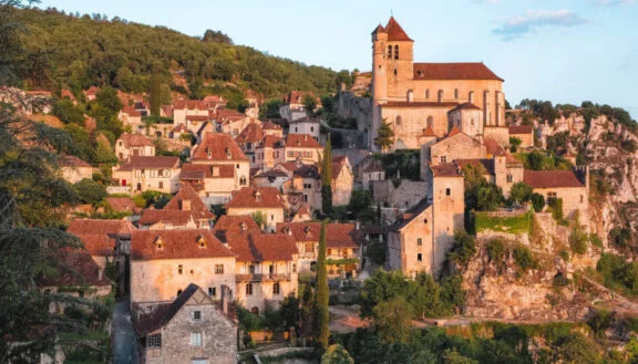 Lever de soleil sur Saint-Cirq